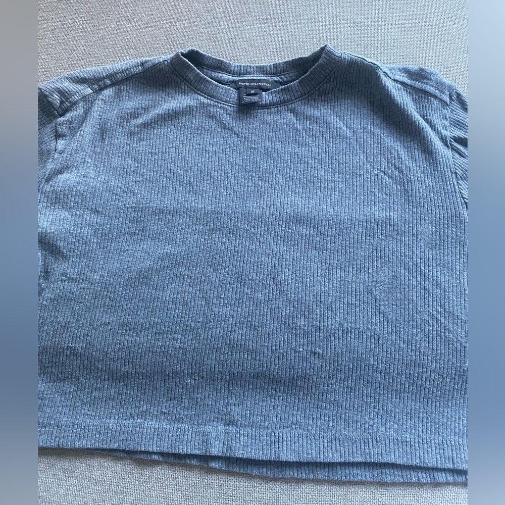 French Connection cropped grey Ribbed Tee